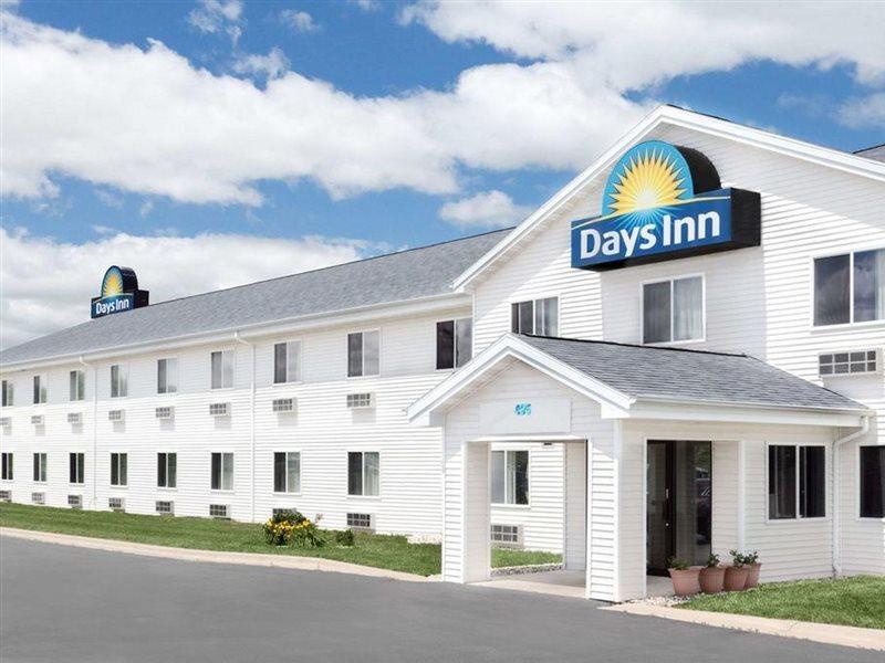 Days Inn ニーナ エクステリア 写真